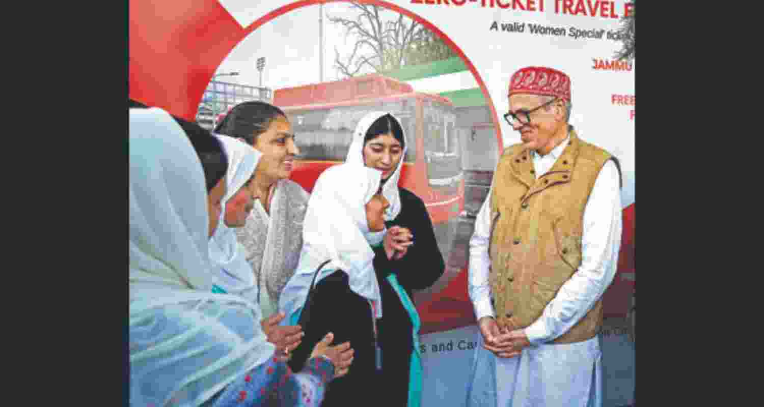 J&K govt to issue e-passes for free travel of women in 2 cities