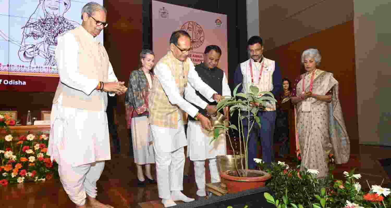 Chouhan calls on scientists to develop high-yield millet seeds