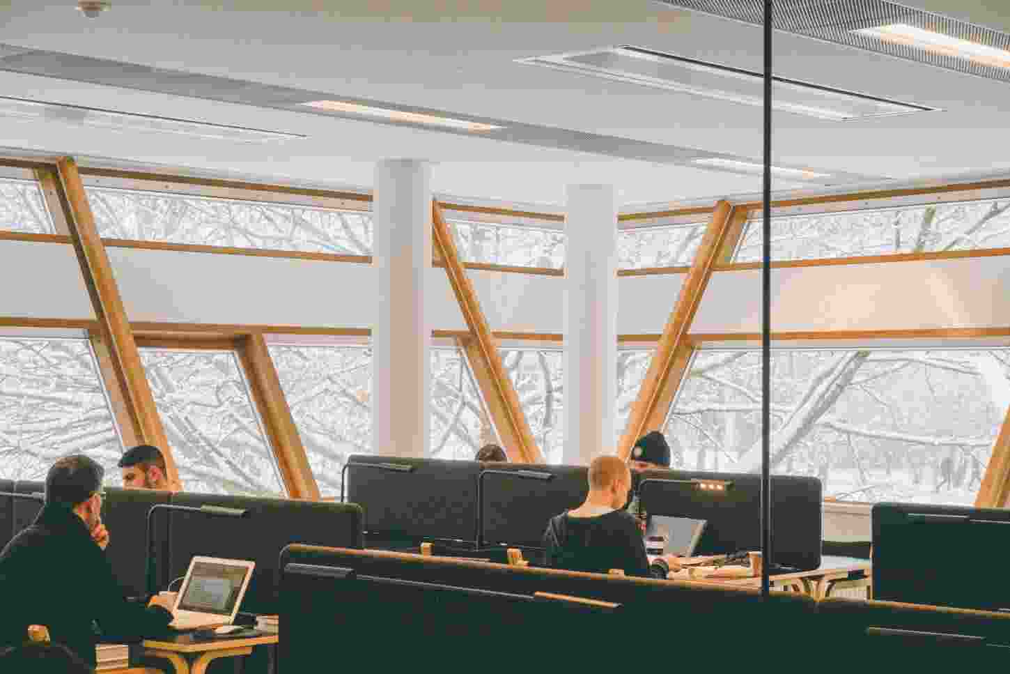 Chennai, Hyderabad and Mumbai, however, reported increasing demand, with the IT-ITeS sector dominating absorption with 47 per cent share.