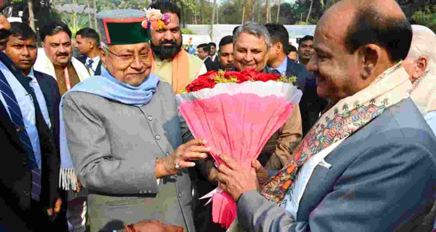 Nitish Kumar Meets Lok Sabha Speaker Om Birla.