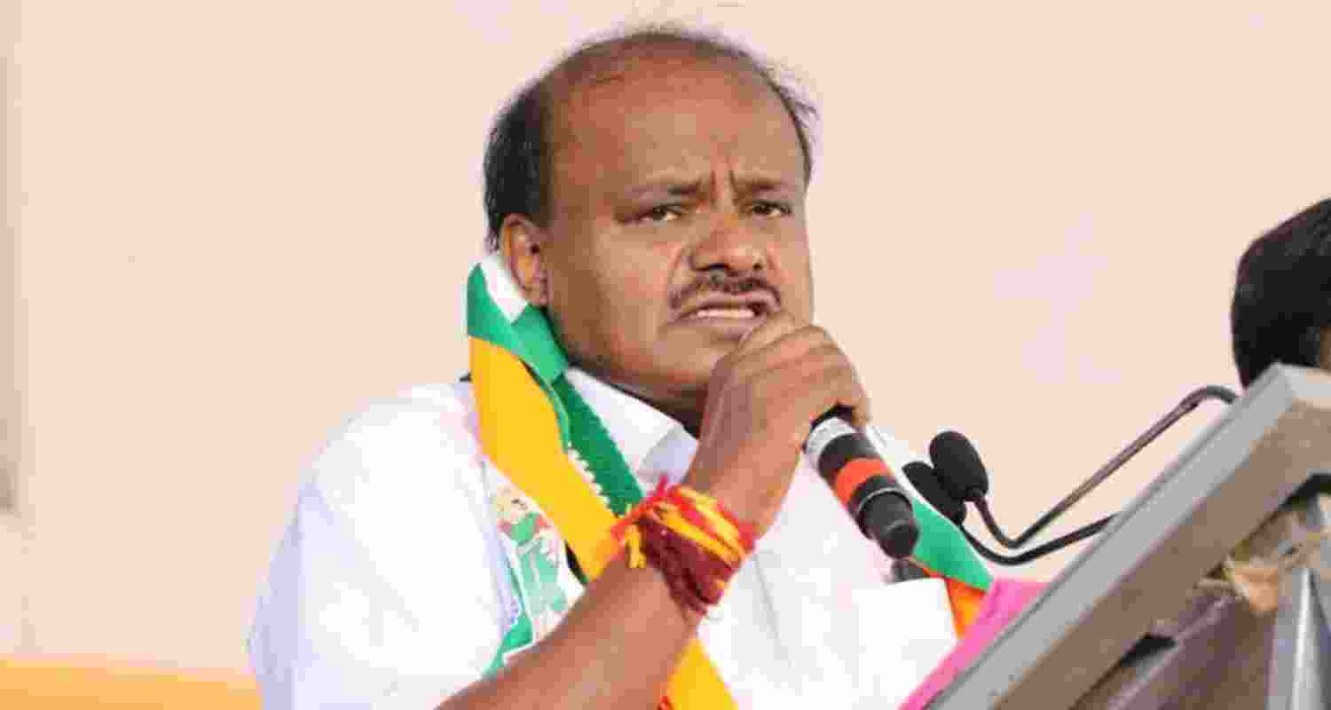  Union Heavy Industries Minister HD Kumaraswamy.