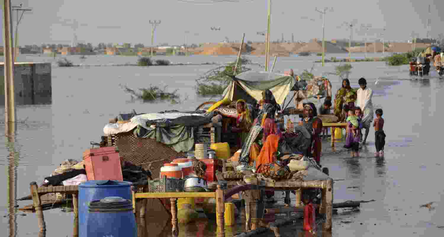 Indus River flows through Kashmir before traversing the entire length of Pakistan.