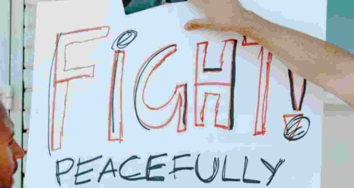 Pakistan gears up for polls, expecting for a peaceful vote. 