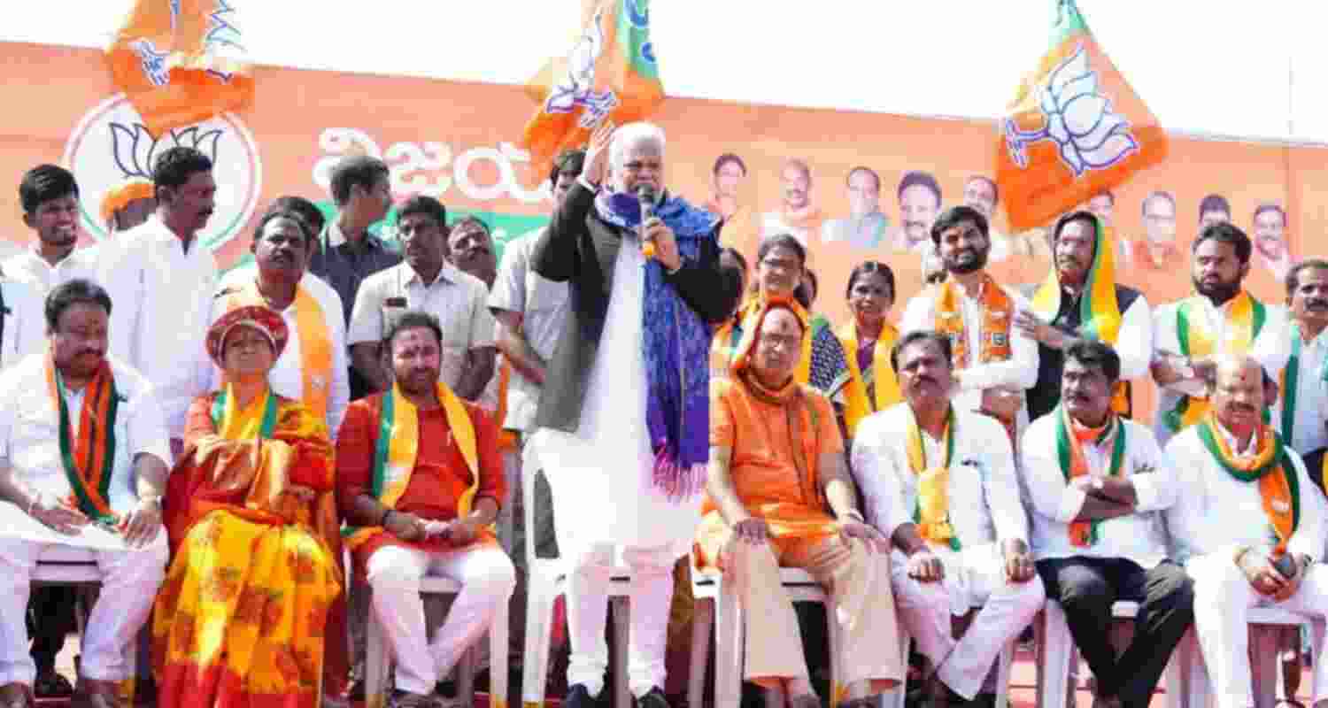 Parshottam Rupala addressing a public rally. File Photo.