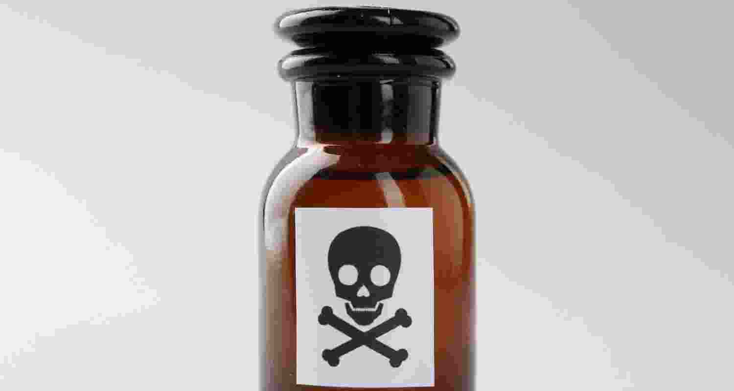 Man in Gurugram allegedly poisons wife and four children, then attempts suicide; victims found in Wazirpur home, police probe underway.