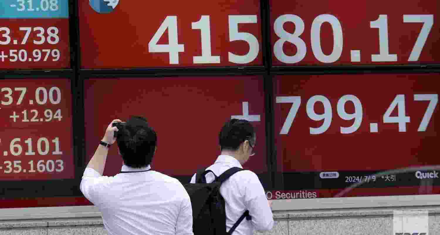 Asian markets and crude oil prices rise in early trade