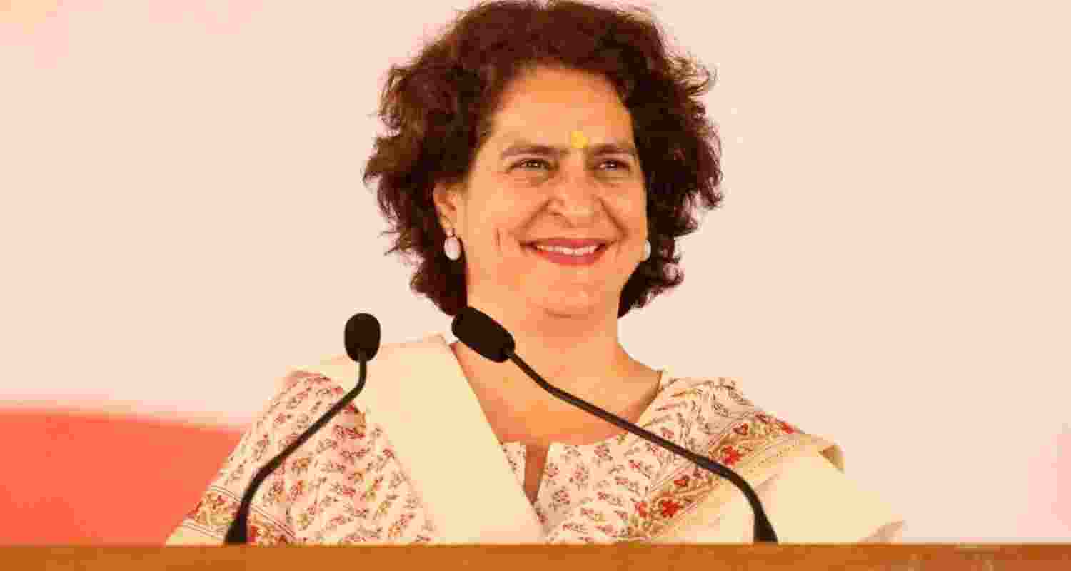 Priyanka Gandhi leads Wayanad bypoll by 3.68 lakh votes, surpasses Rahul's winning margin
