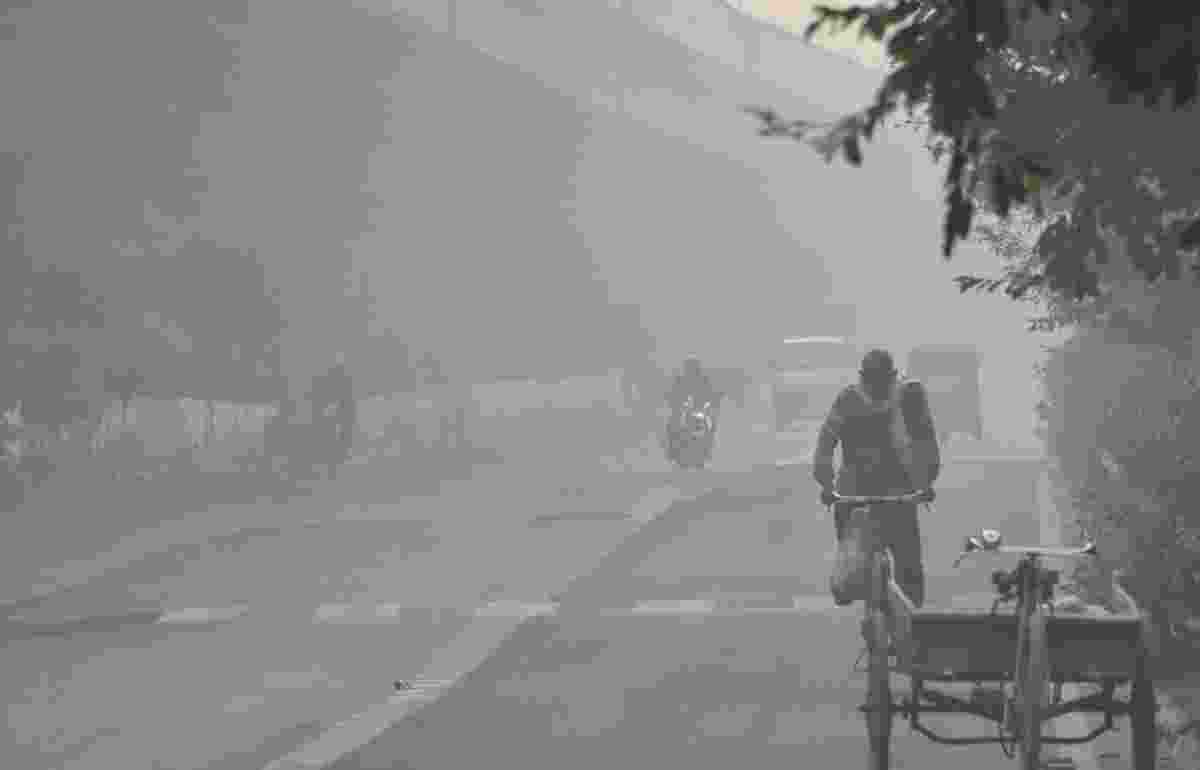 Delhi's AQI crosses 400; GRAP Stage 4 curbs invoked 