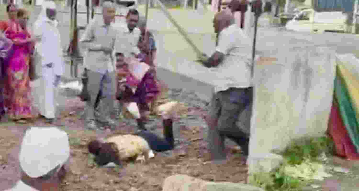 Pune journalist beaten on camera, accused still at large