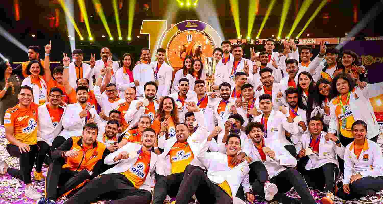 The Puneri Paltan poses for a picture after achieving victory,