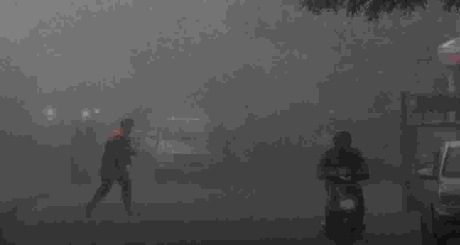 Such weather is expected to continue not only in central Delhi but also in other areas such as Noida, Ghaziabad, and Bahadurgarh.