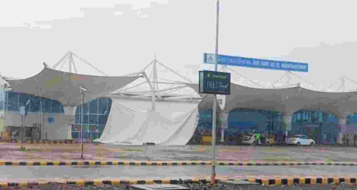 The soft roof of the canopy outside Rajkot airport terminal.