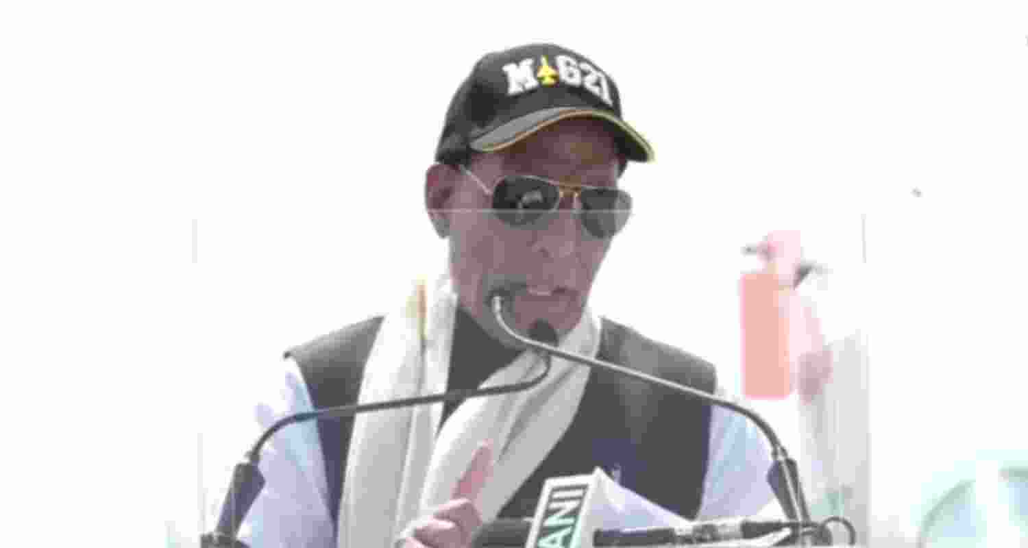 Defence Minister Rajnath Singh on Friday lauded the legendary MiG-21’s glorious service to the Indian Armed Forces, recalling its historic and successful missions.