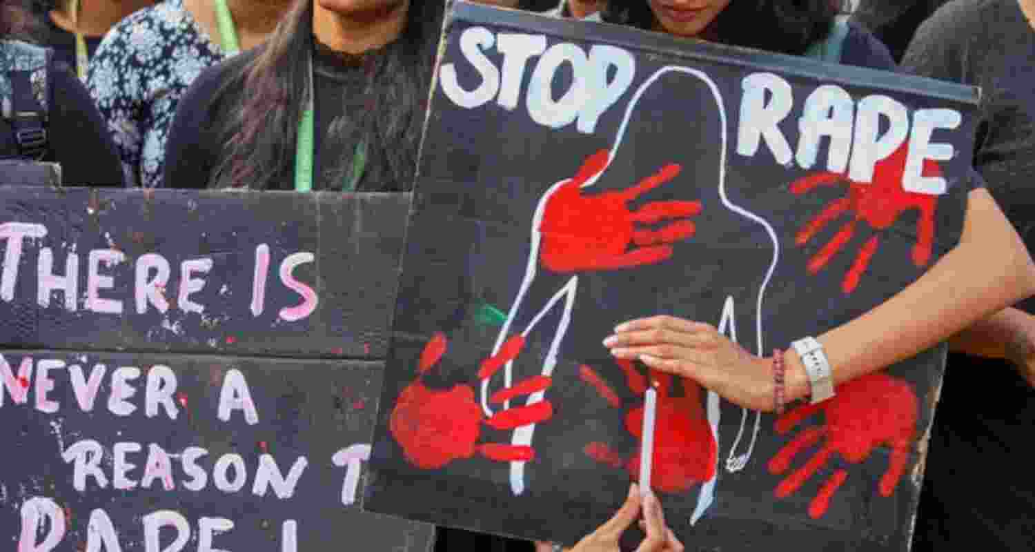 Students stage a protest against the alleged rape and murder of a Kolkata based trainee doctor. 