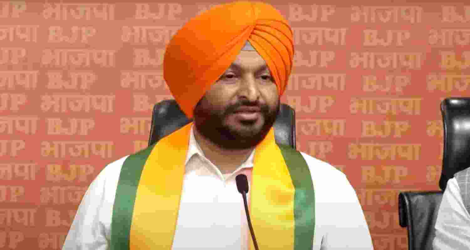 Union Minister Ravneet Singh Bittu appeared before the Punjab SC Commission and submitted a written apology over his alleged casteist remarks.