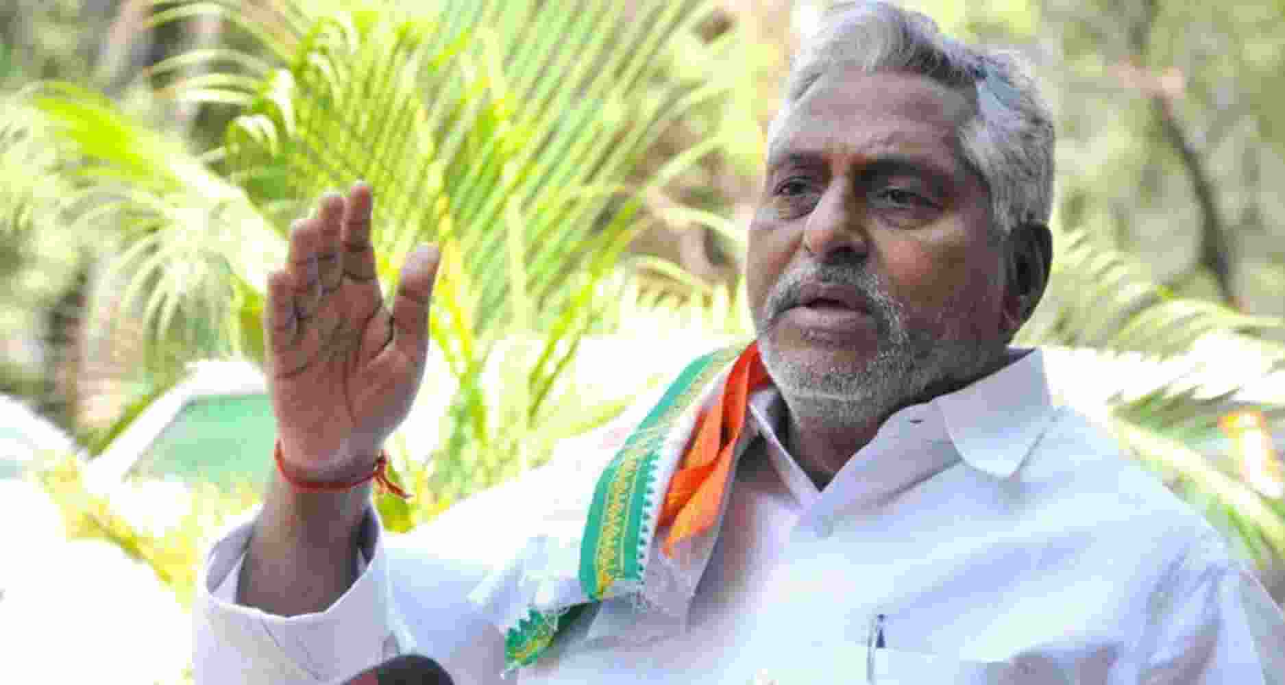 T. Jeevan Reddy may quit Congress after 40 years, likely to join Bharat Rashtra Samithi amid internal rift.