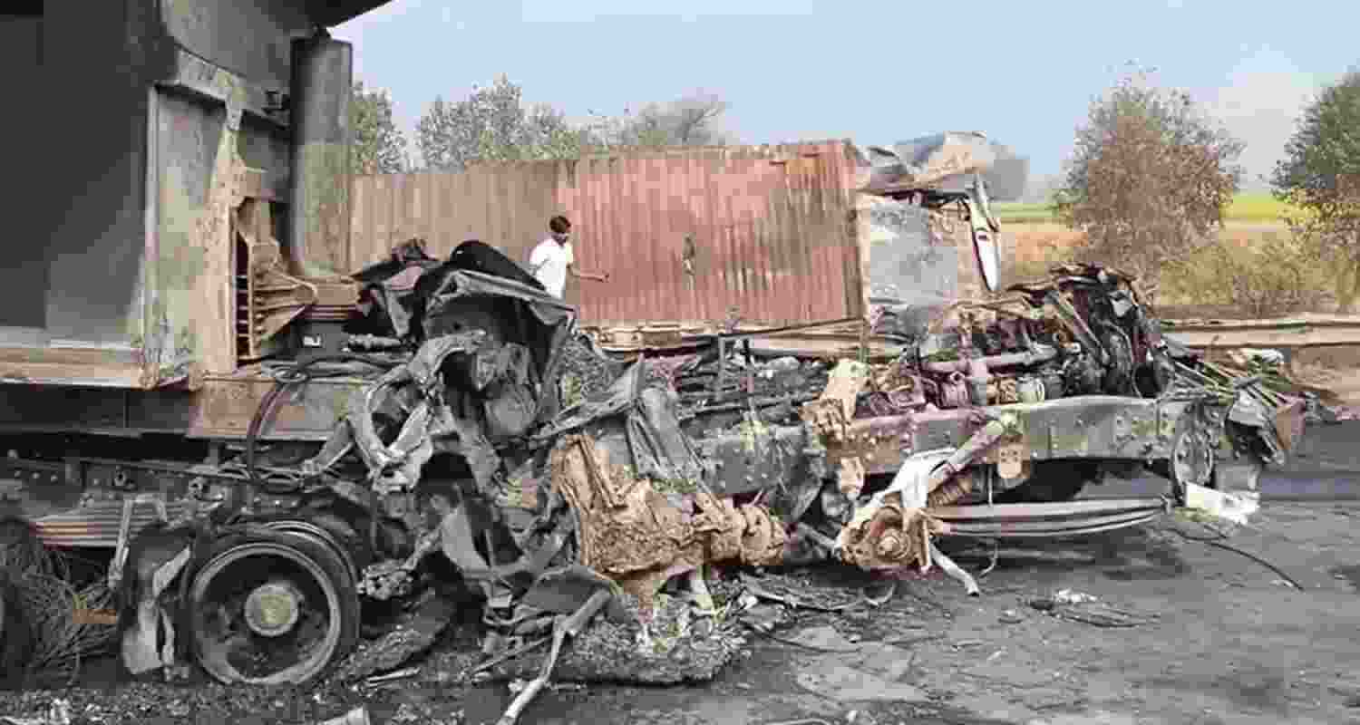 Two men, including a truck driver, die in a fiery multi-vehicle crash on Nuh’s KMP Expressway amid dense fog