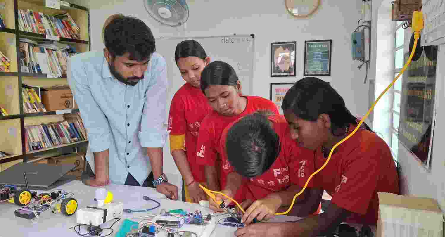 From quarries to code: Asansol teens build robots