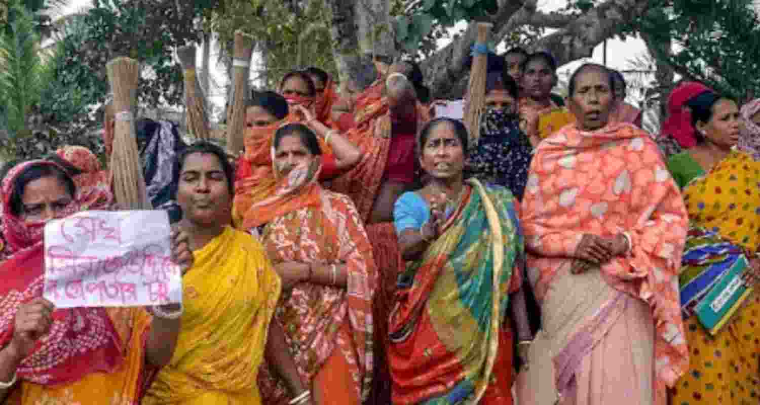 Violence erupts in Sandeshkhali again 