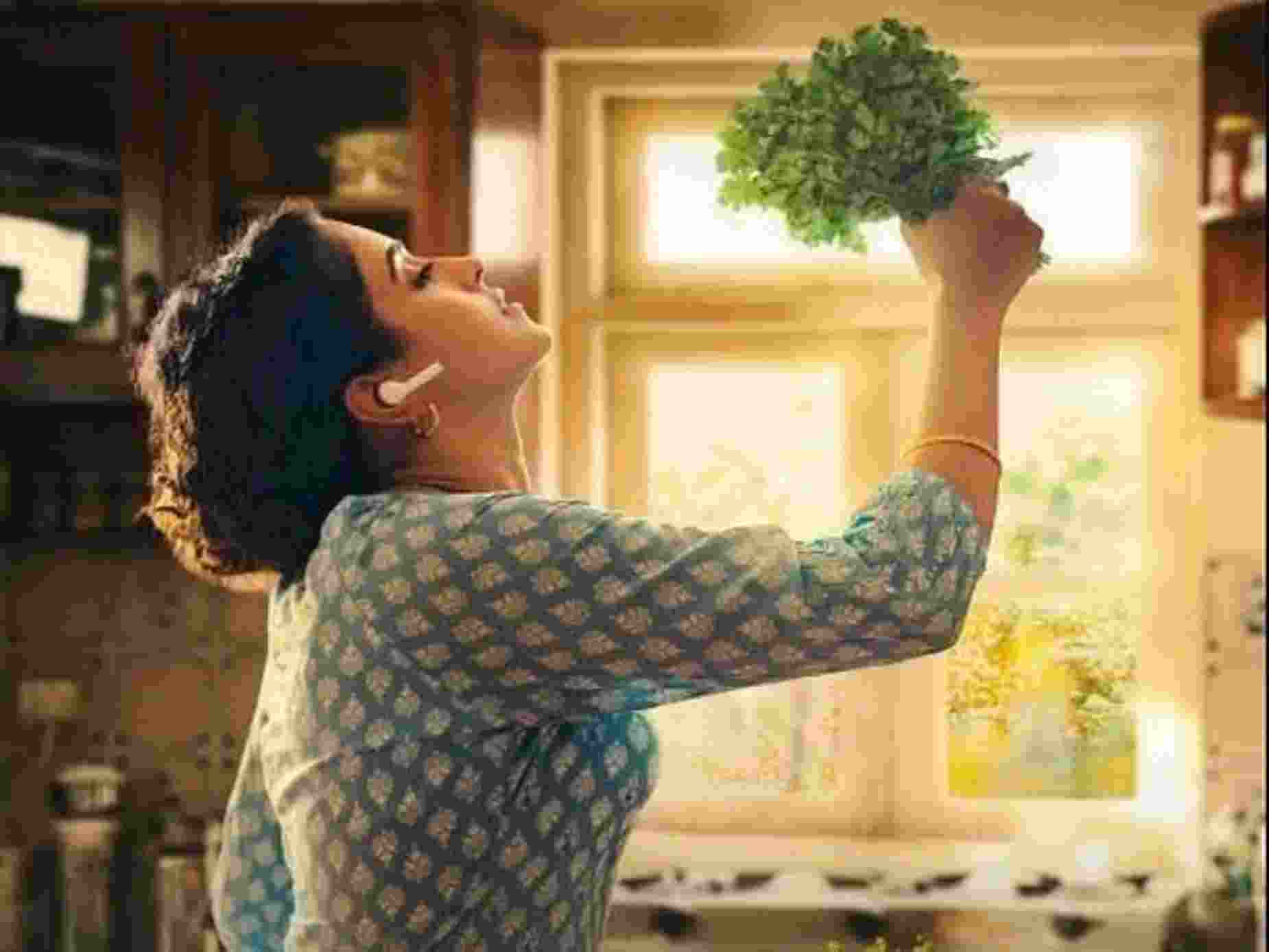 Says being a homemaker is an under-appreciated job. "A lot of people don't think that it's a job in itself."