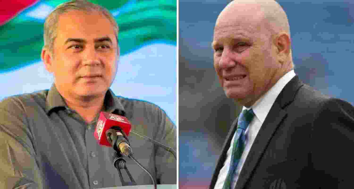 PCB chief Mohsin Naqvi and (right) match referee Andy Pycroft.