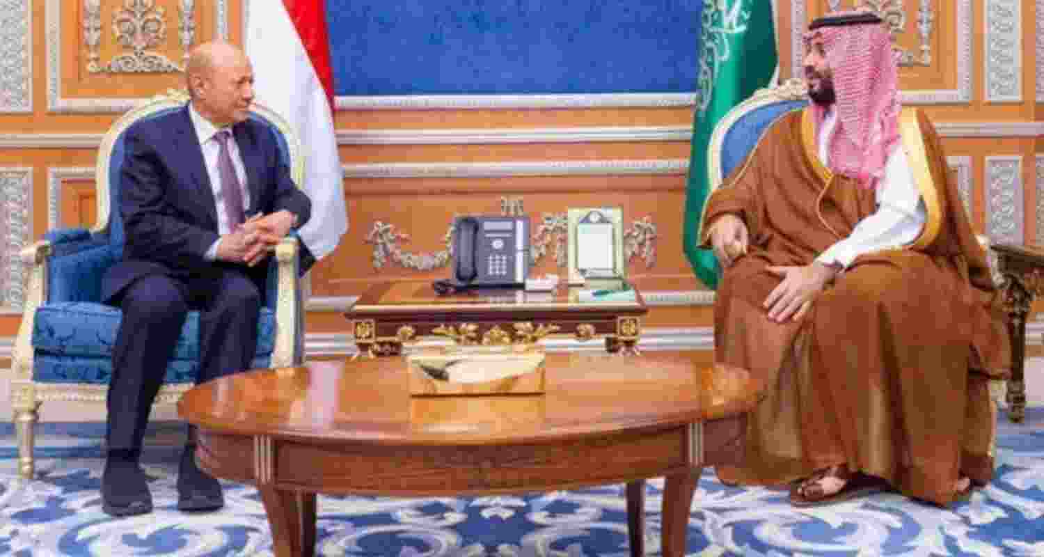 Saudi Arabia and Yemen leaders meet to strengthen bilateral ties as Riyadh pledges $368 million aid package amid rising regional tensions.