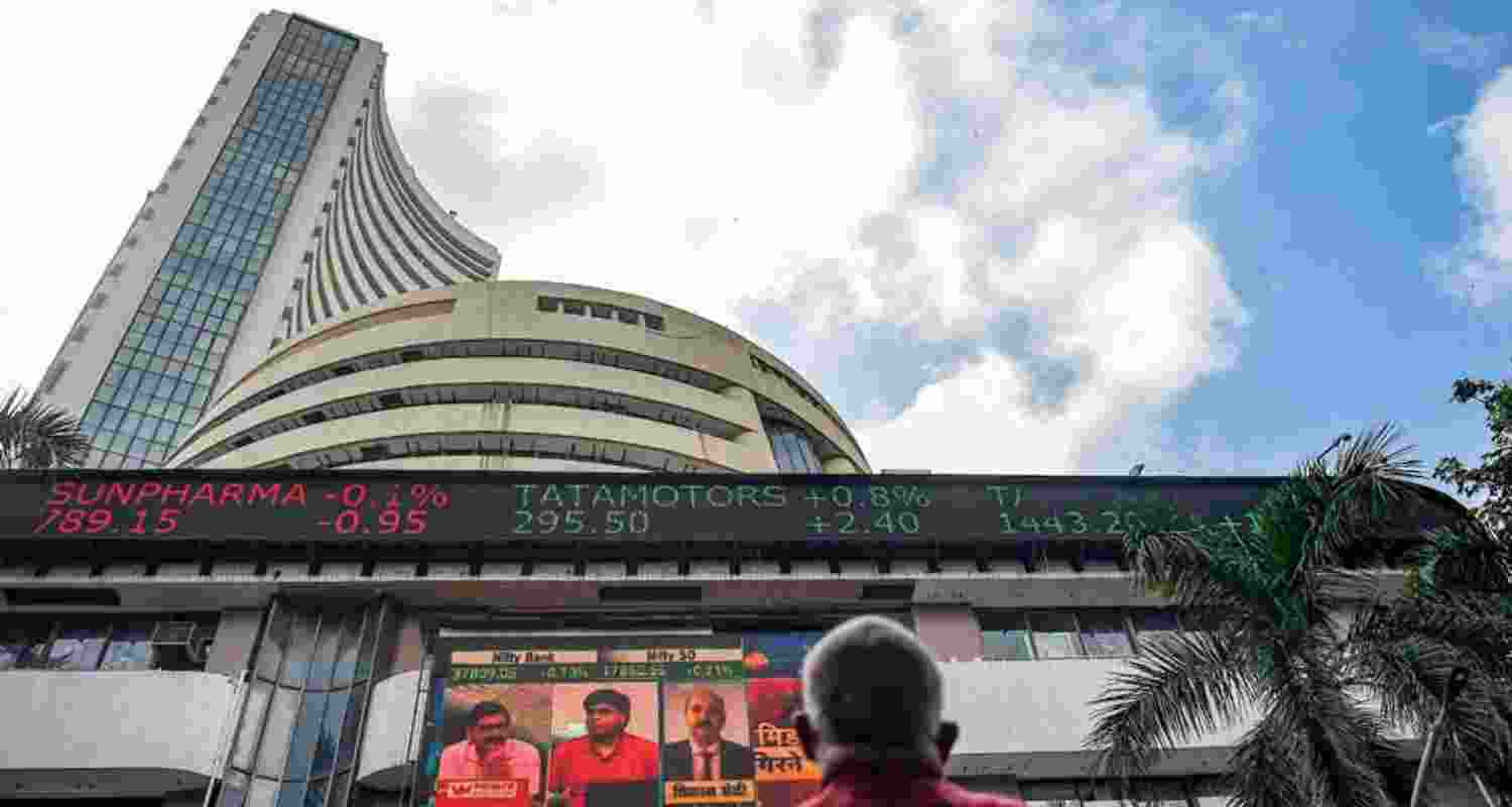 Sensex rises 247 points, Nifty gains 80 in early trade