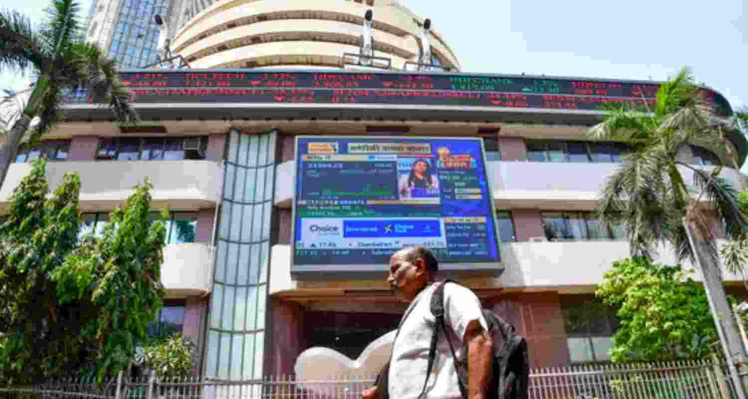 Sensex jumps 1,000 points, Nifty gains 300 in early trade