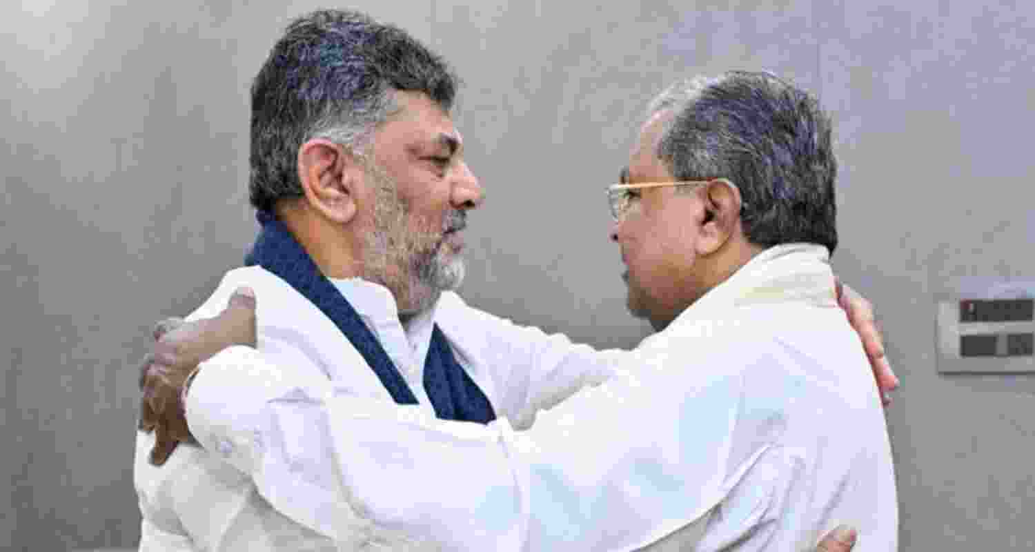 Karnataka Chief Minister-designate DK Shivakumar and senior Congress leader Siddaramaiah.