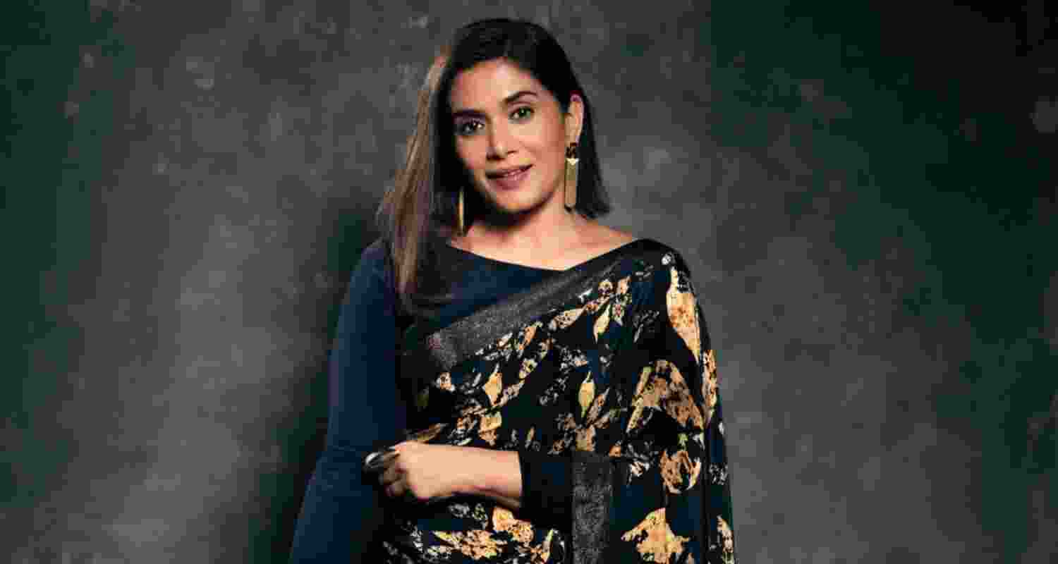 Sonali Kulkarni stranded for 5 hours on Mumbai-Pune route