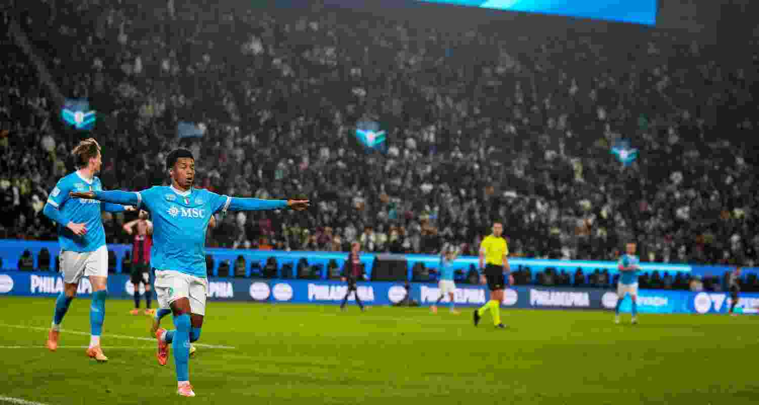 Neres' 39th-minute opener was a worthy cup winner, his superb left foot shot from 25 meters out curling into the far corner and giving an outstretched Federico Ravaglia no chance in the Bologna goal