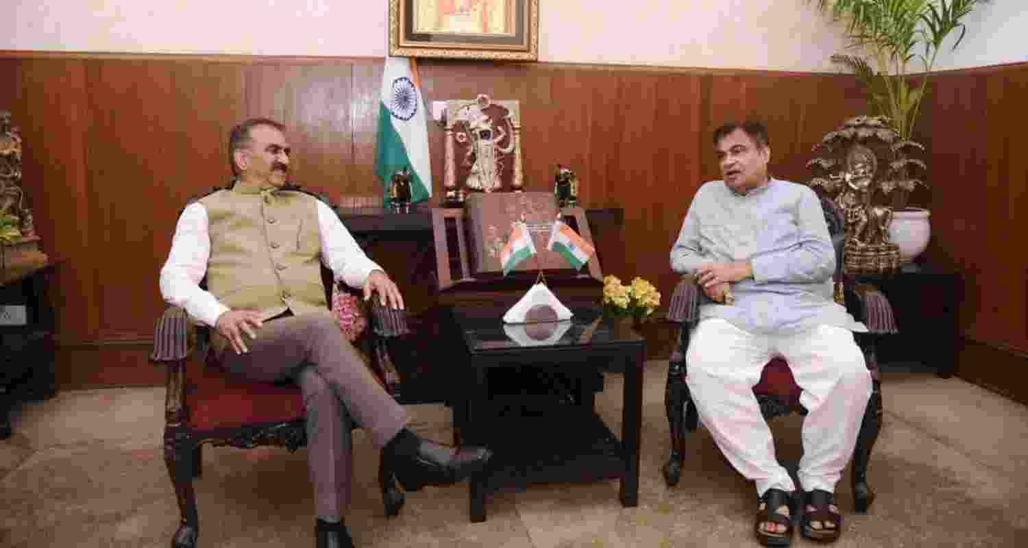HP CM Sukhu met with Union Minister Nitin Gadkari.