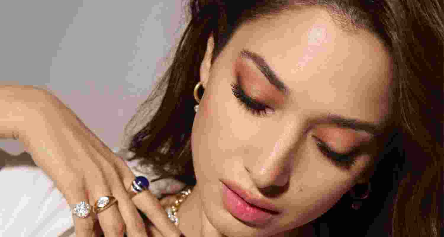 Another picture of Tamannaah with Pakistani cricketer Abdul Razzaq had gone viral when the two happened to be present in the same jewellery shop.