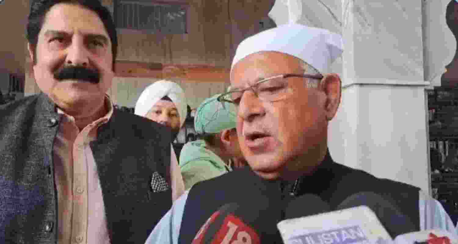 J&K Congress President Tariq Hamid Karra adressing reporters. J&K Congress President Tariq Hamid Karra adressing reporters.