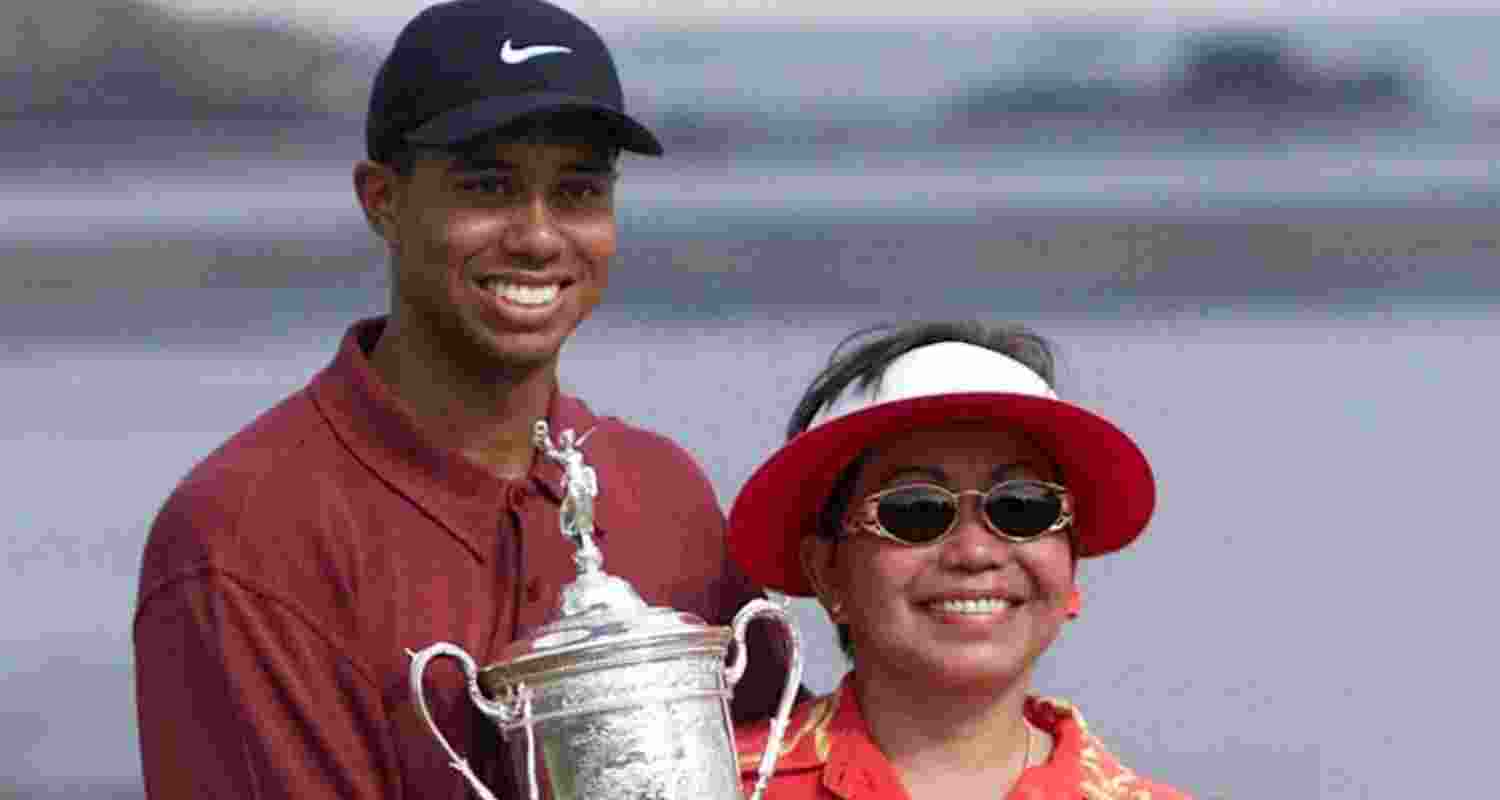 Tiger Woods with his mother Kutilda Woods at the US Open Championship in the year 2000. File Image.
