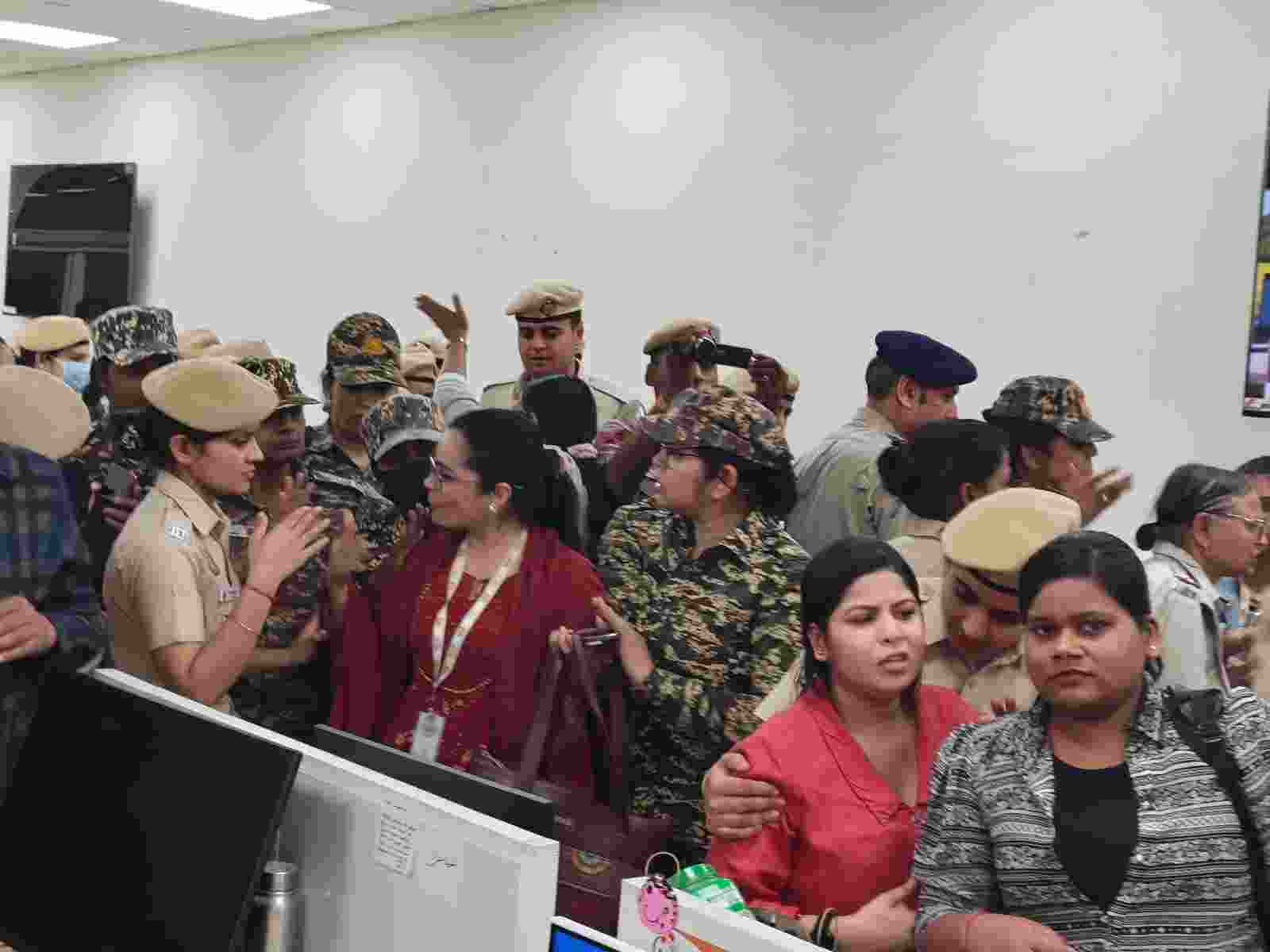 Delhi Police seals news agency UNI's office, cites HC order