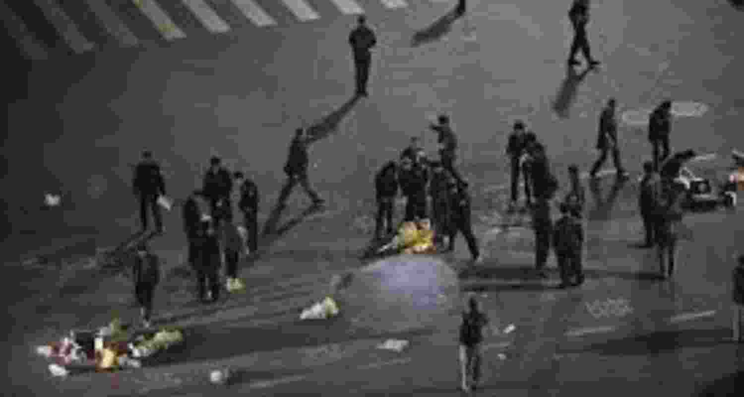 Four US Instructors Injured in China Park Stabbing.