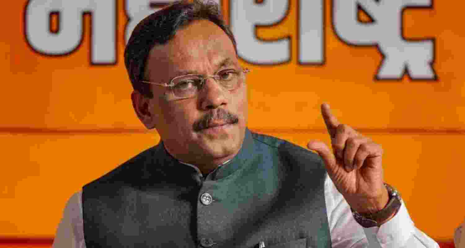 Bahujan Vikas Aghadi alleges cash for votes by BJP leader Vinod Tawde.