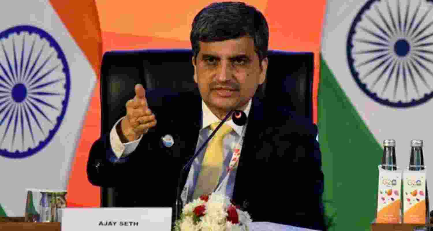 India May Overshoot Capex Target for FY25, Inflation Is No Challenge.