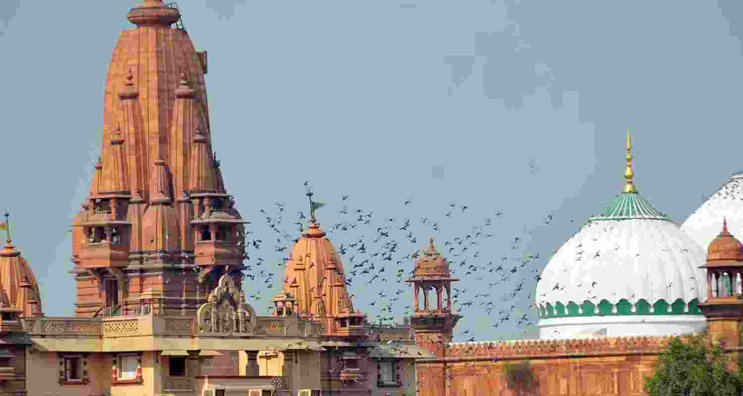 Supreme Court delays hearing in Mathura Krishna Janmabhoomi case.