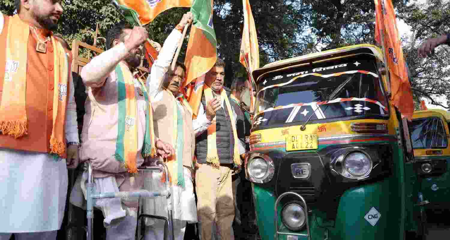 BJP targets auto drivers with new campaign for Delhi polls.
