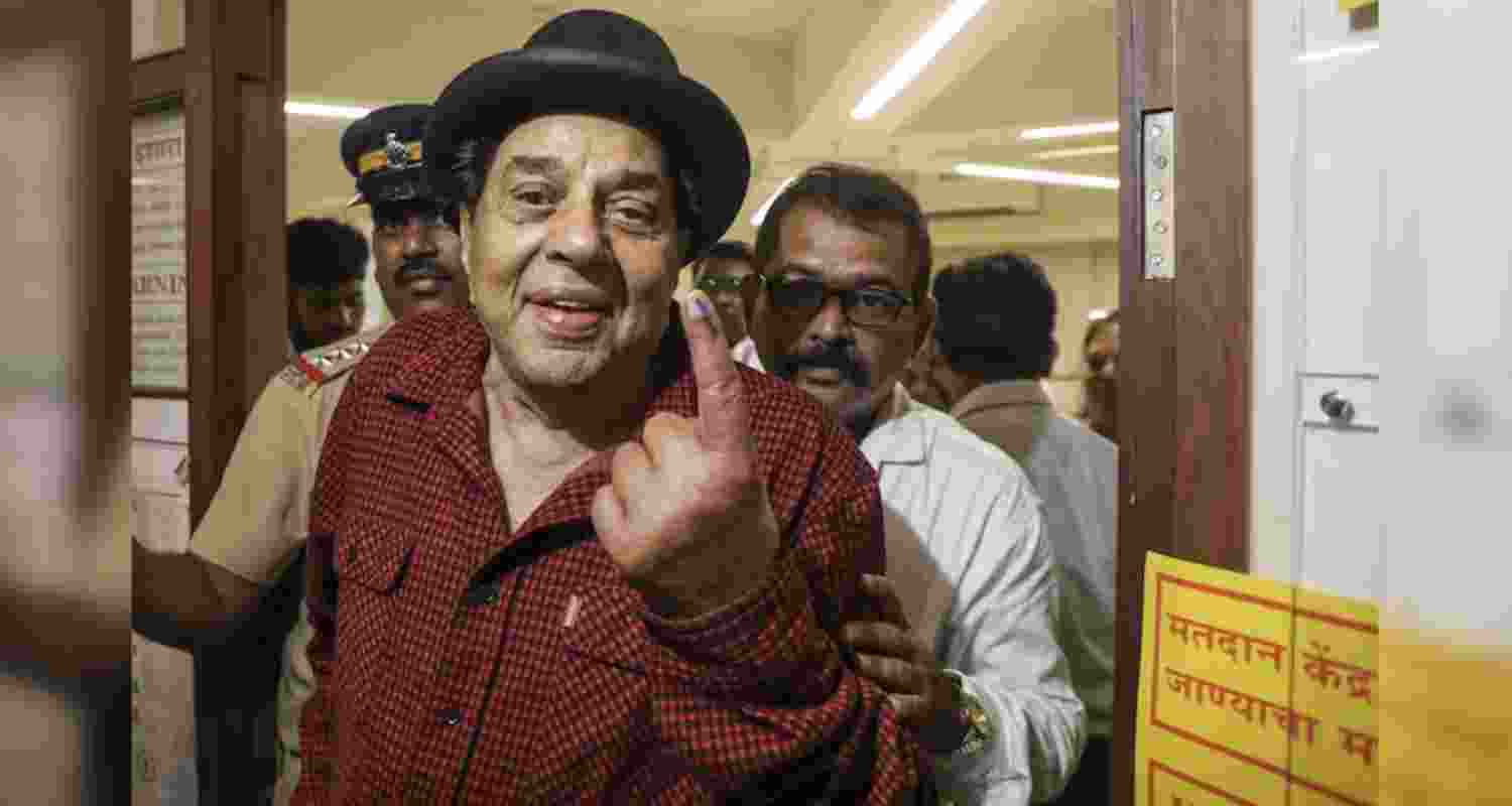 Court Summons Dharmendra Over Cheating Allegations in Dhaba Case. File Photo.