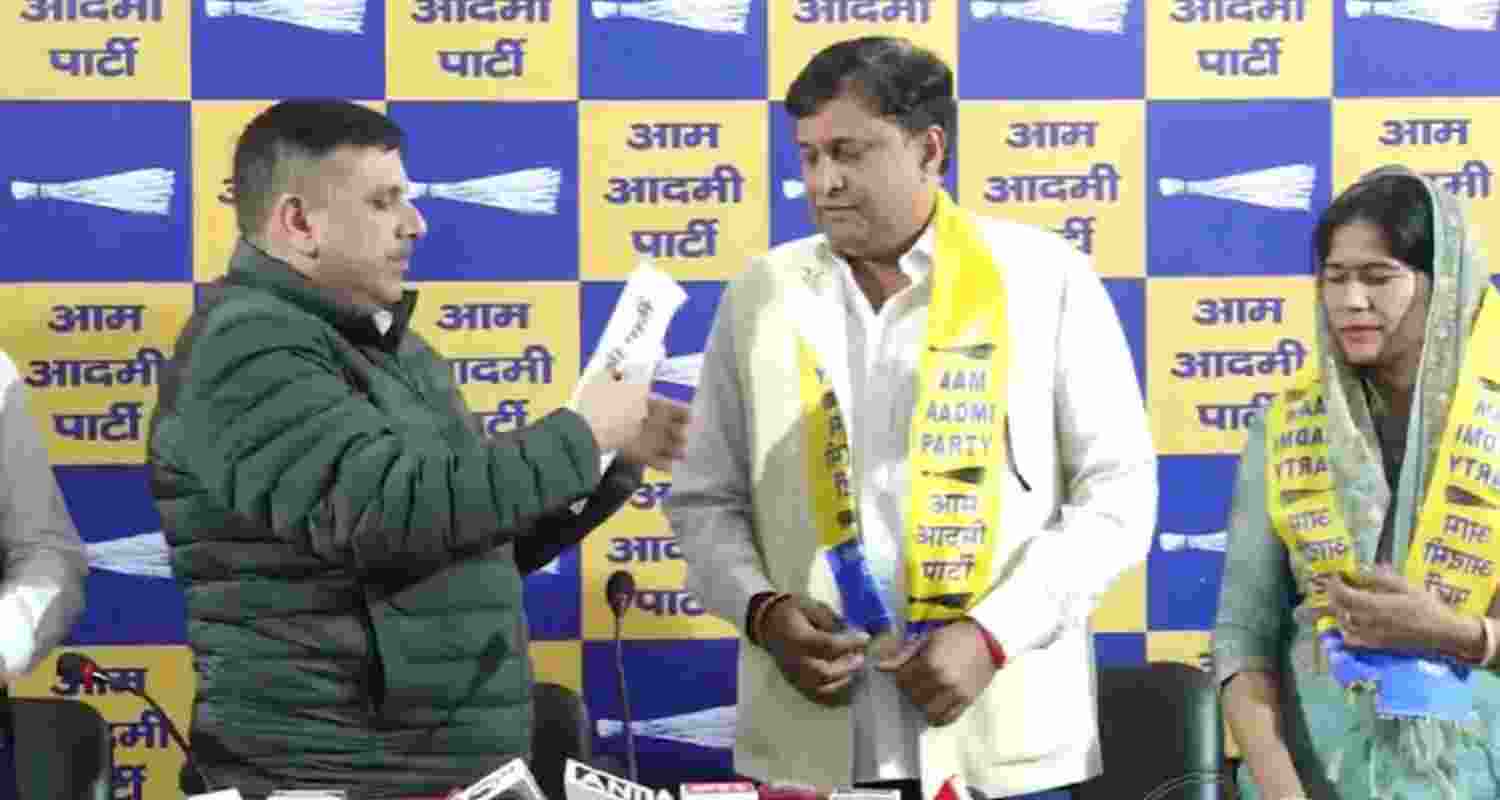 Tarun Yadav joins AAP and eyes Najafgarh seat in Delhi polls.