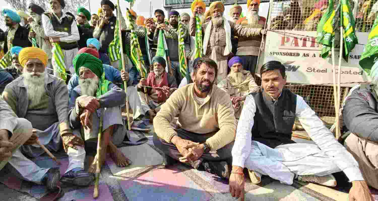 Bajrang Punia Slams Police Over Tear Gas Use on Protesters.