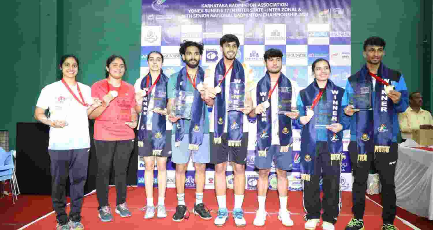 Rohan Kapoor and Ruthvika lift Senior Nationals mixed doubles.