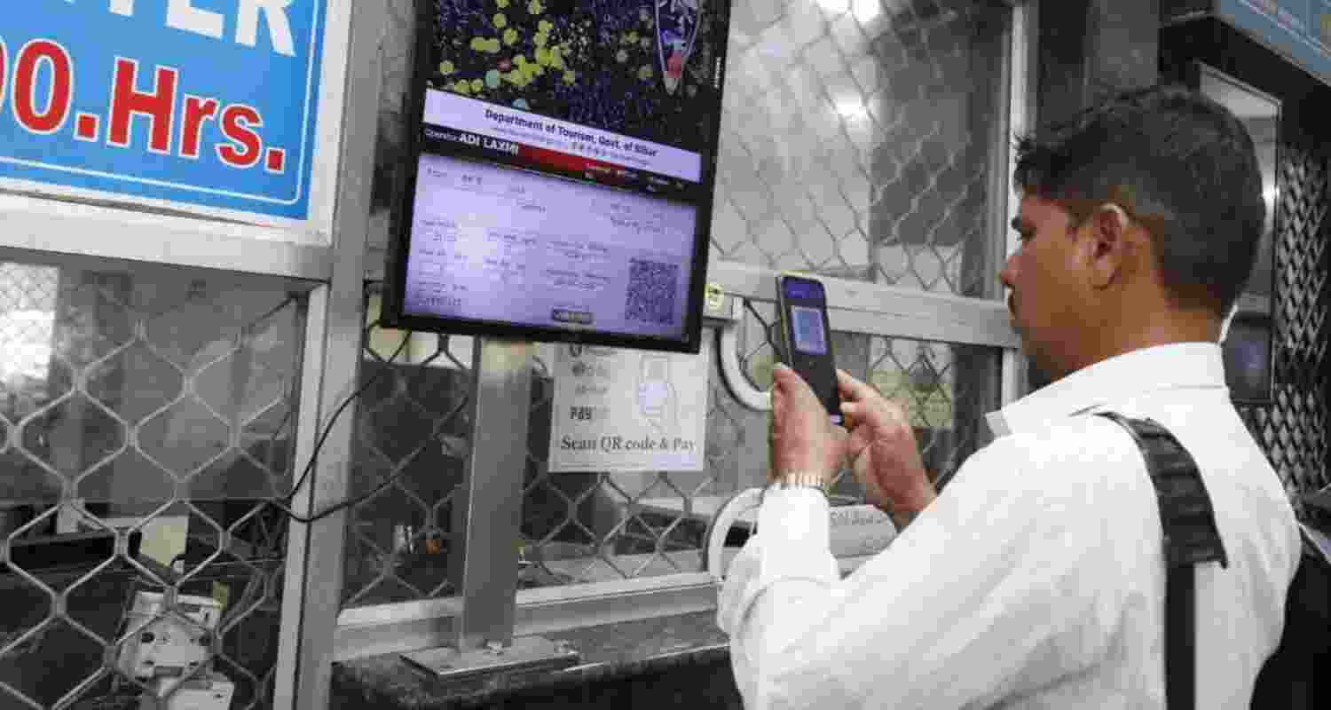 Jabalpur Railway Division goes cashless 