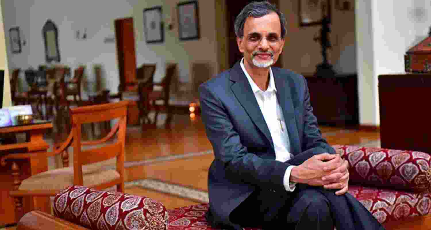 Chief Economic Adviser says China investment ban to stay.