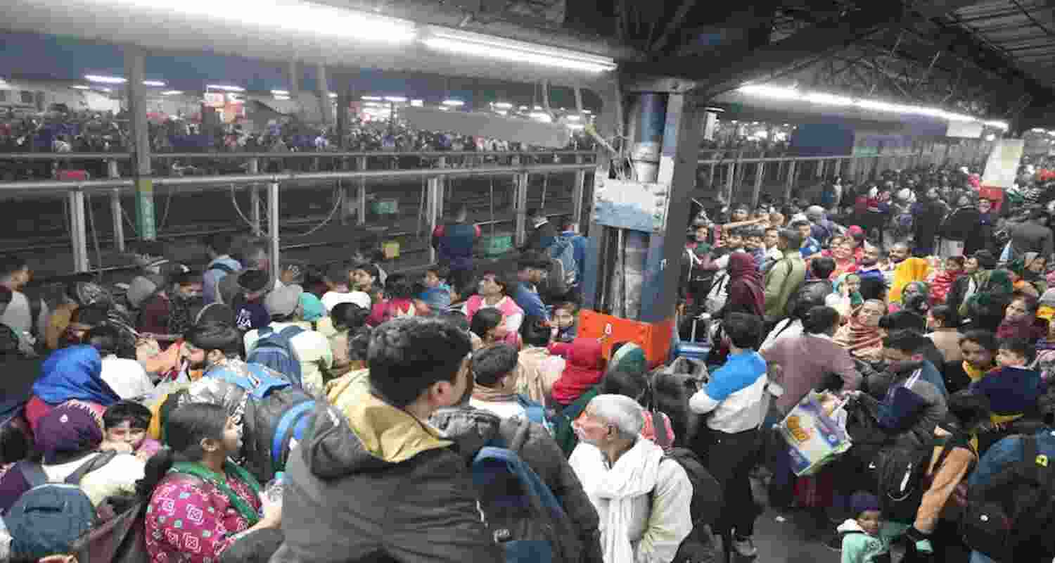 Overcrowding Nightmare: Delhi Station Sees Tragedy.