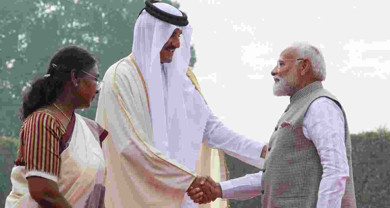 Why PM Modi Personally Welcomed Qatar Emir at Airport?