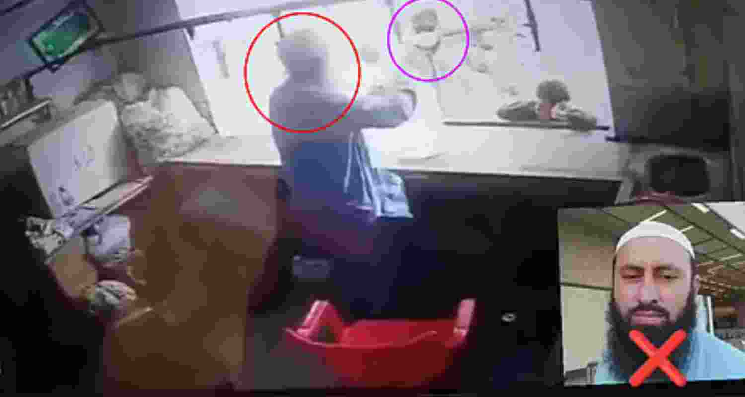 Hafiz Saeed’s Relative & LeT Financer Qari Abdul Rehman Shot Dead in Karachi.